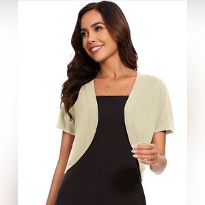 Women's Cream Short Sleeve Sweater